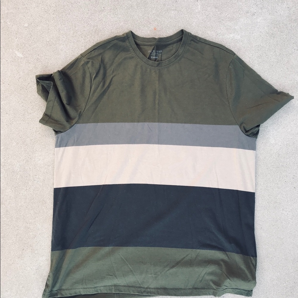 Green tshirt
